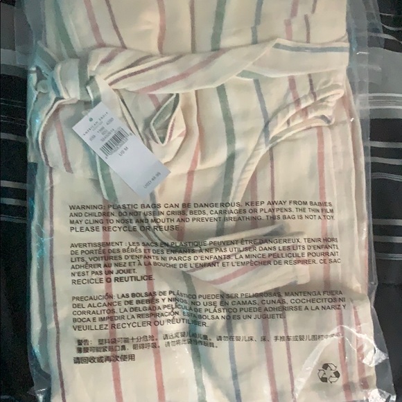 SOLD American Eagle V-Neck Jumpsuit - Picture 6 of 7